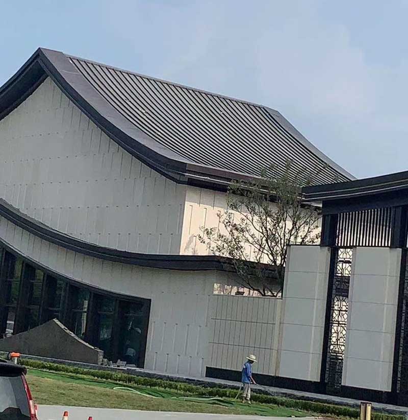贵州金属屋面板的常见类型有哪些？